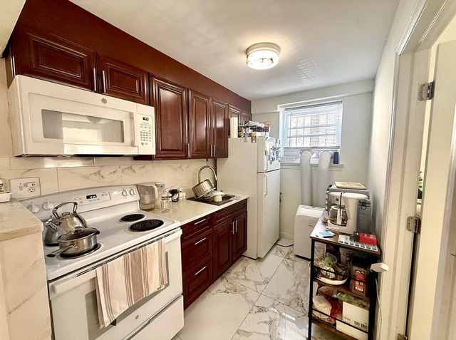 38-06 20th road - Photo 1