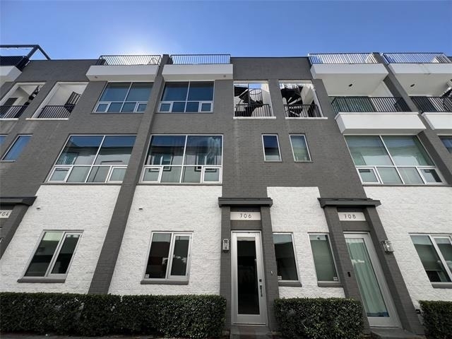 706 Colten James Lane - Photo 1