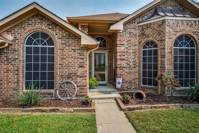 1109 Ashby Drive - Photo 1