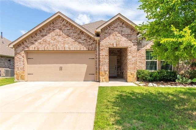 408 Rawhide Way - Photo 1