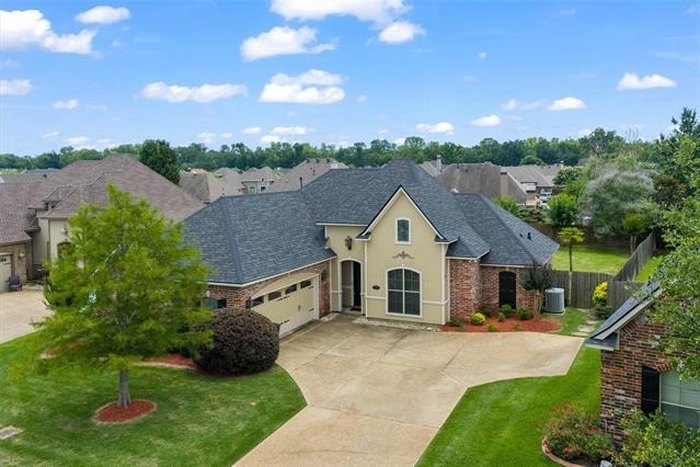 407 Carnaby Court - Photo 1