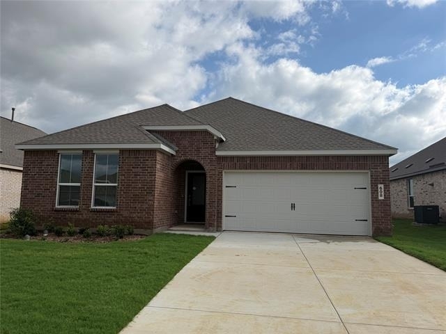 608 Arabian Lane - Photo 1