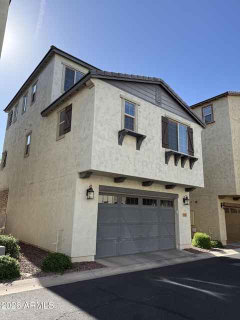 2658 S Harmony Avenue - Photo 1