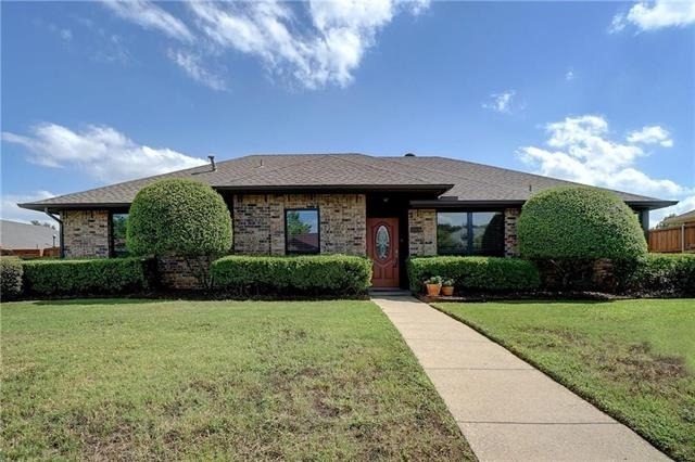 753 Eagle Drive - Photo 1