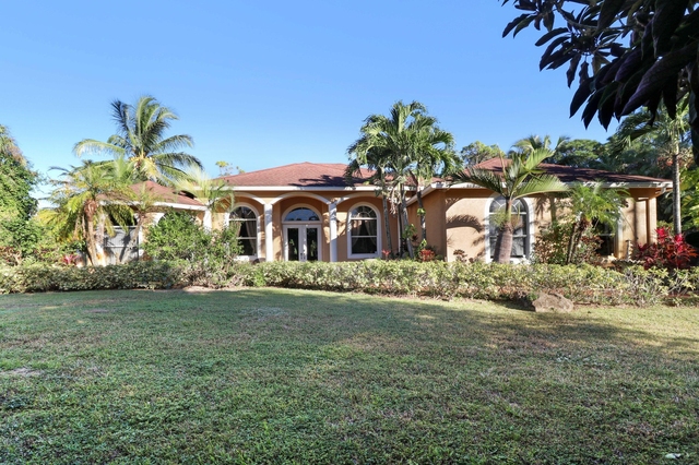7086 Hall Boulevard - Photo 1
