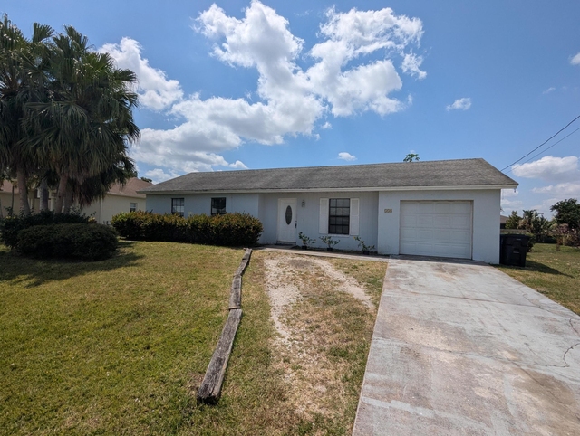 554 Sw Lakehurst Drive - Photo 1