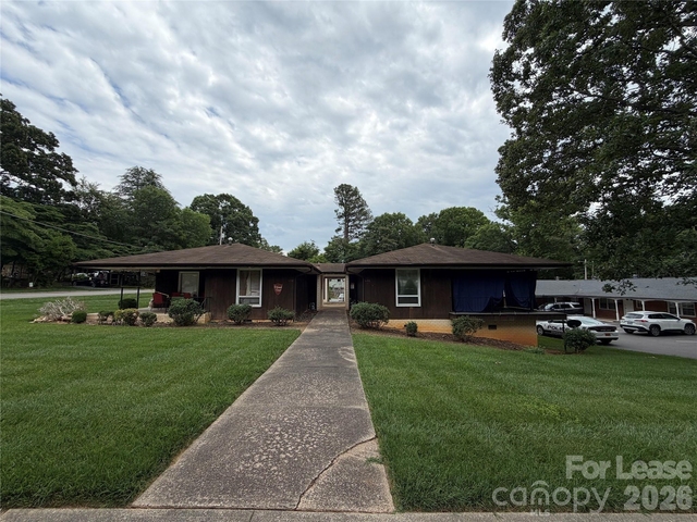 646 E Broad Street - Photo 1