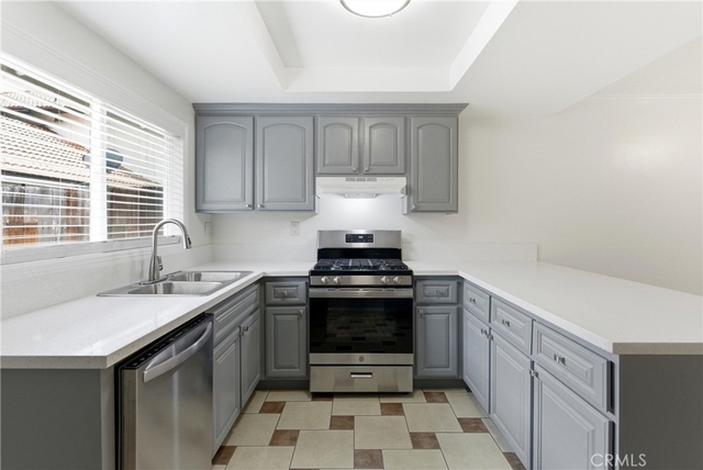 7082 Heil Ave - Photo 1