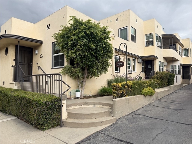122 S Encinitas Avenue - Photo 1