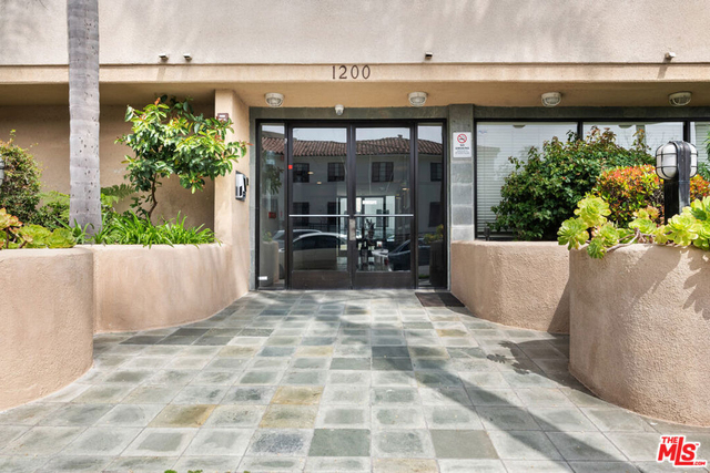 1200 S Corning Street - Photo 1