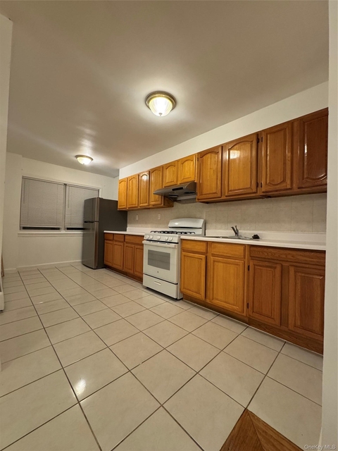 4010 149th Street - Photo 1
