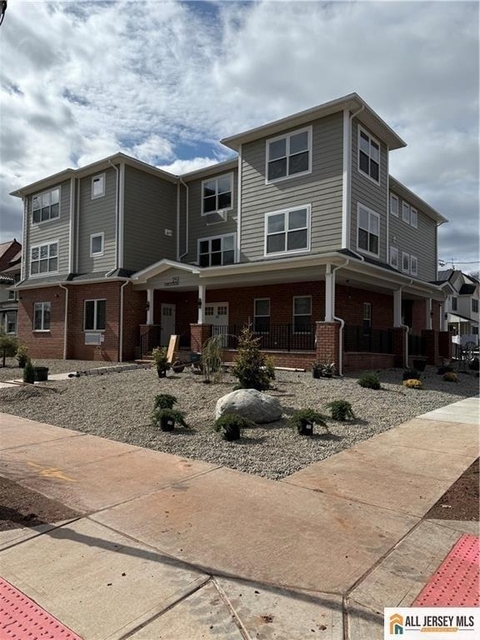 251 Livingston Avenue - Photo 1