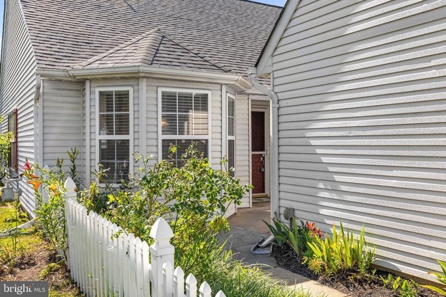 11318 Savannah Drive - Photo 1