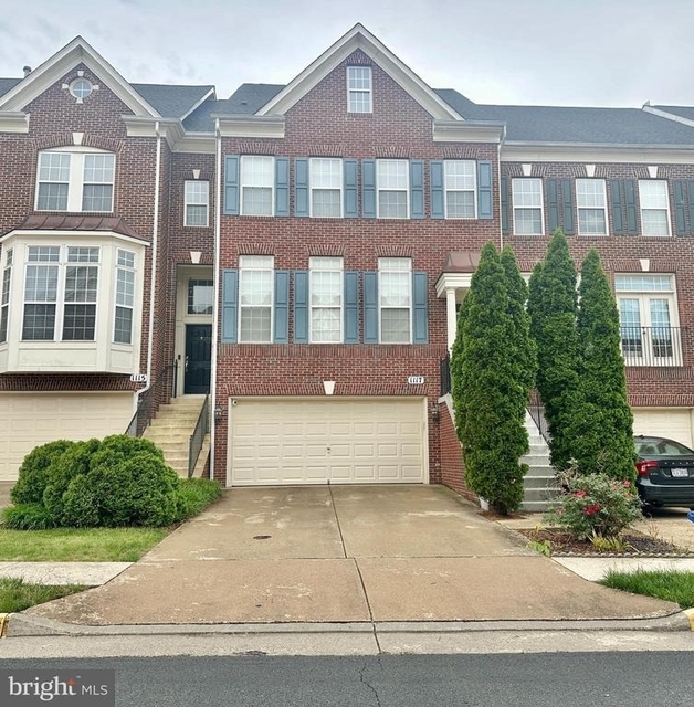 1117 Keokuk Terrace Ne - Photo 1