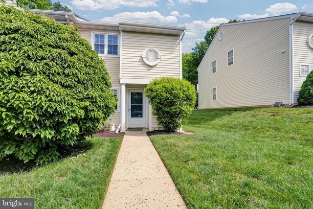 1732 Rosewood Court - Photo 1