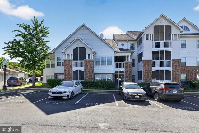 6630 Lake Park Drive - Photo 1