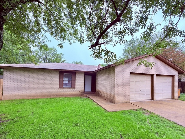 10904 Meadgreen Ct - Photo 1