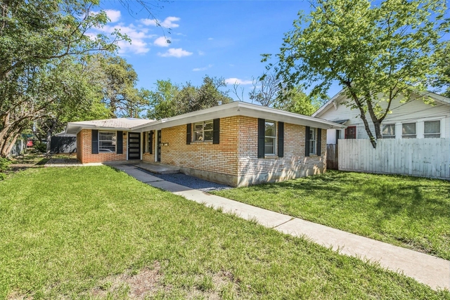 1202 W 22nd St - Photo 1