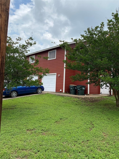 232 Craddock Ave - Photo 1