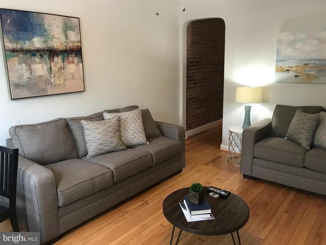 731 13th Street Ne - Photo 1