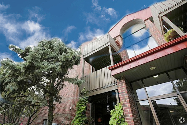1350 Brook Street - Photo 1