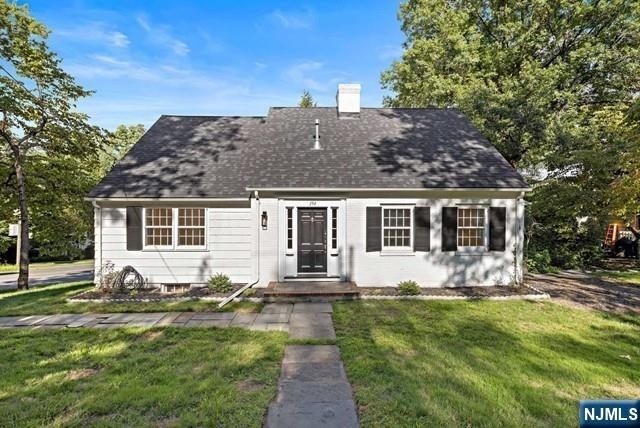 154 N Franklin - Photo 1