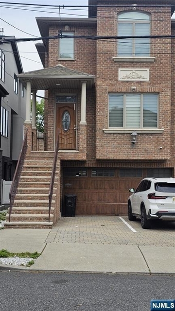 329 3rd - Photo 1