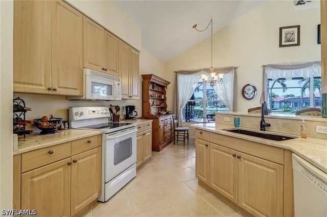 1041 Jardin Drive - Photo 1