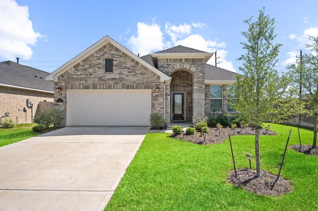 31243 Conover Drive - Photo 1
