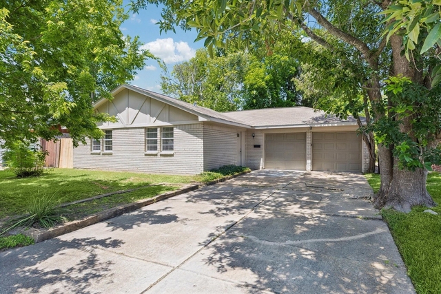 15110 Buxley Street - Photo 1