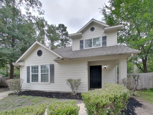 18167 Woodsdale Court - Photo 1