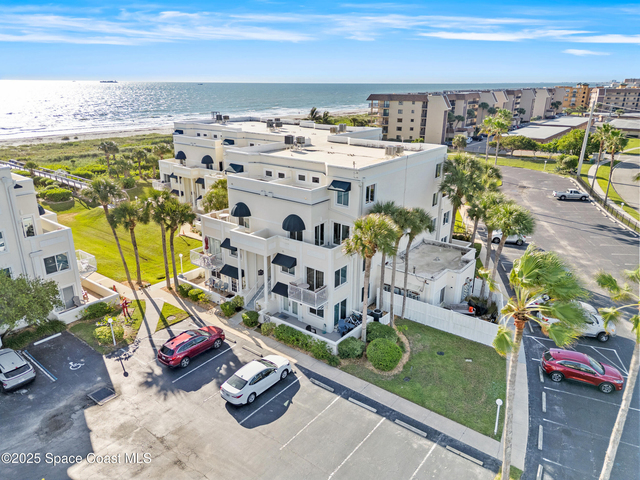 8600 Ridgewood Avenue - Photo 1
