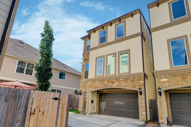 1518 Birdsall Street - Photo 1