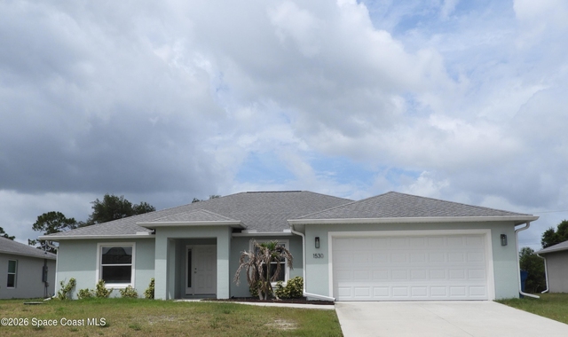 1530 Paley Circle Se - Photo 1
