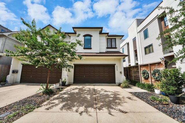 605 W Polk Street - Photo 1