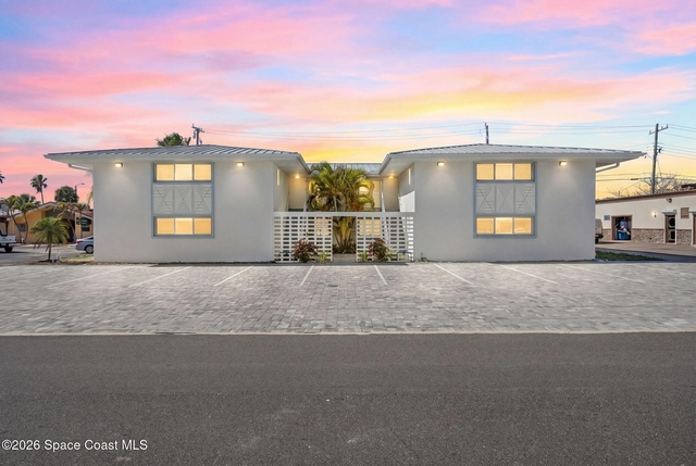 210 6th Avenue - Photo 1