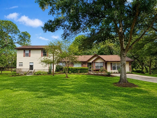 14225 Patricia Lane - Photo 1