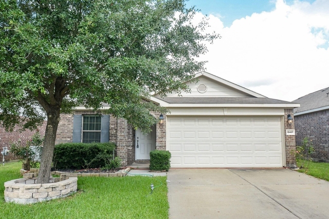 15407 Key Crest Lane - Photo 1