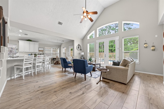 155 E Concord Valley Circle - Photo 1