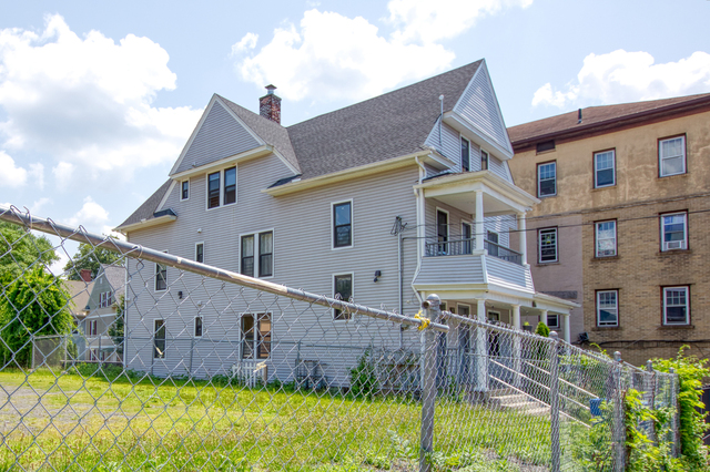 180 Willow Street - Photo 1