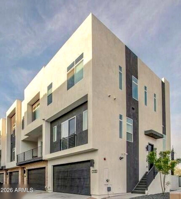 3105 N 71st Street - Photo 1