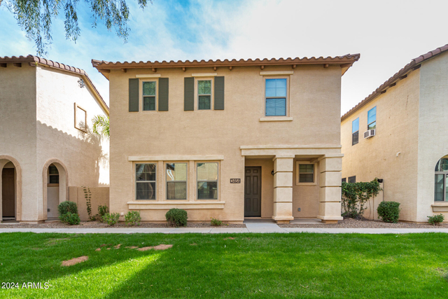 3464 S Bluejay Drive - Photo 1