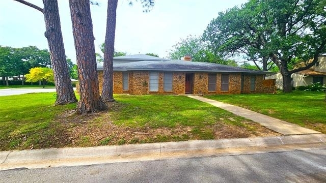 1908 Westridge Street - Photo 1