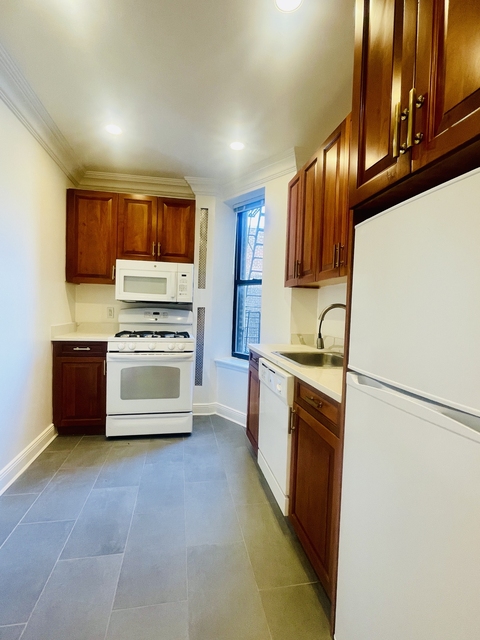 200 Riverside Drive - Photo 1