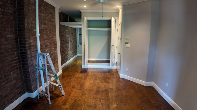 48th St & 10th Avenue - Photo 1