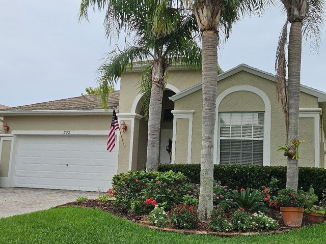 552 Sw Calamondin Way Way Sw - Photo 1