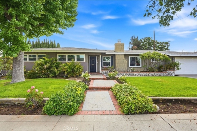 345 N Shattuck - Photo 1