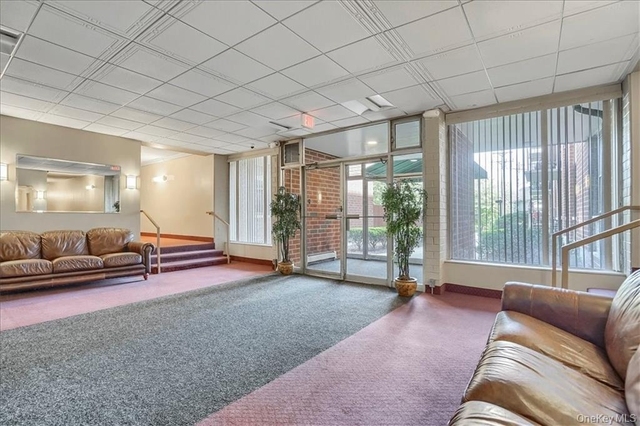 35 Park Avenue - Photo 1