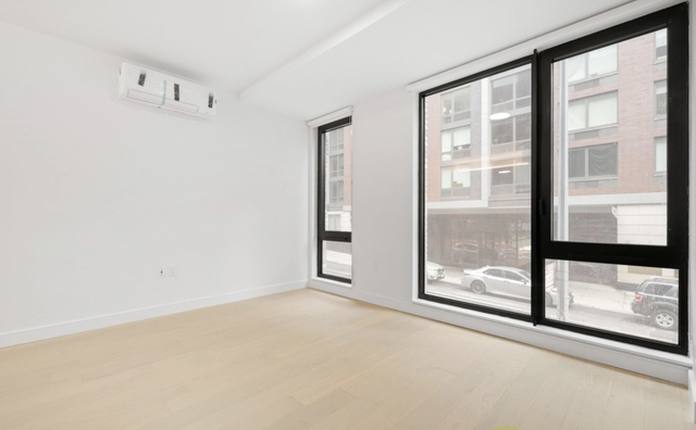 555 West 45th Street - Photo 1