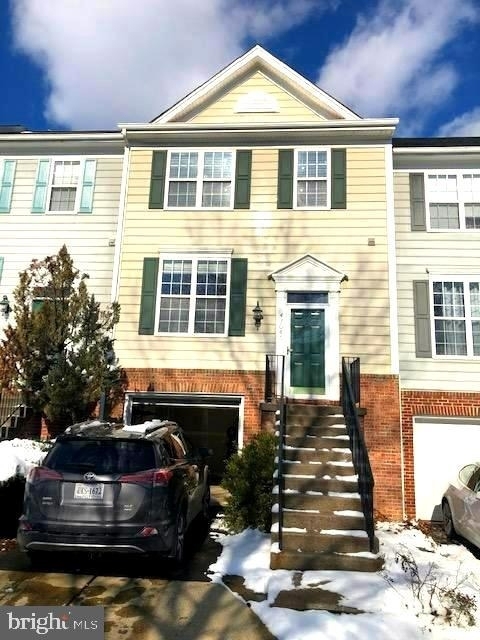 43046 Francis Square - Photo 1